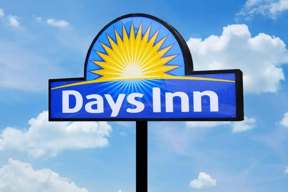 Days Inn By Wyndham Salisbury, Nc Buitenkant foto