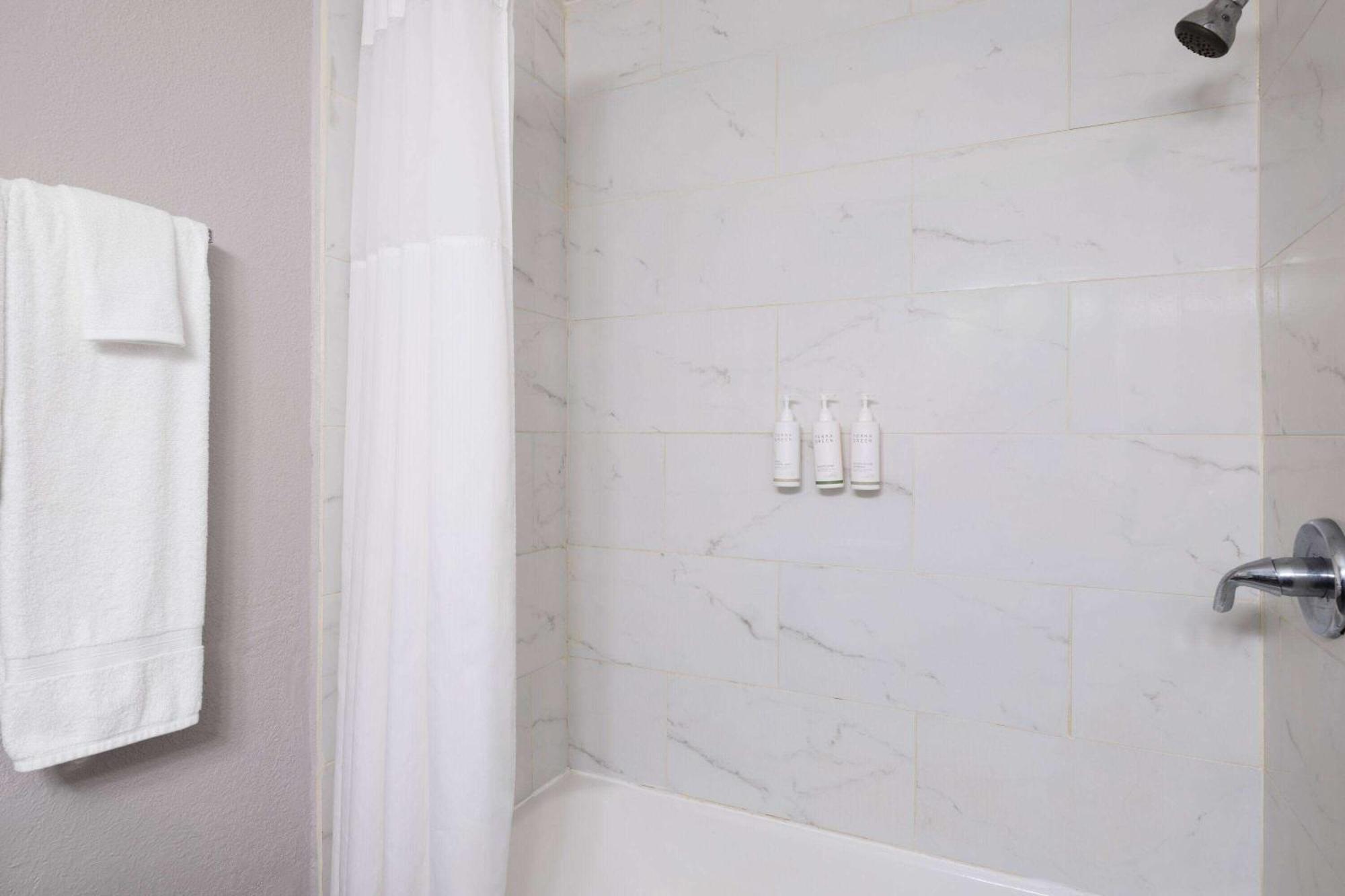 Days Inn By Wyndham Salisbury, Nc Buitenkant foto